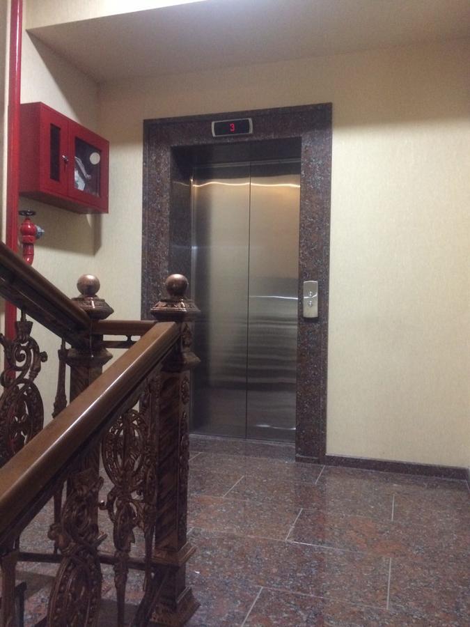 Hotel Grand Capital Tasken Kültér fotó